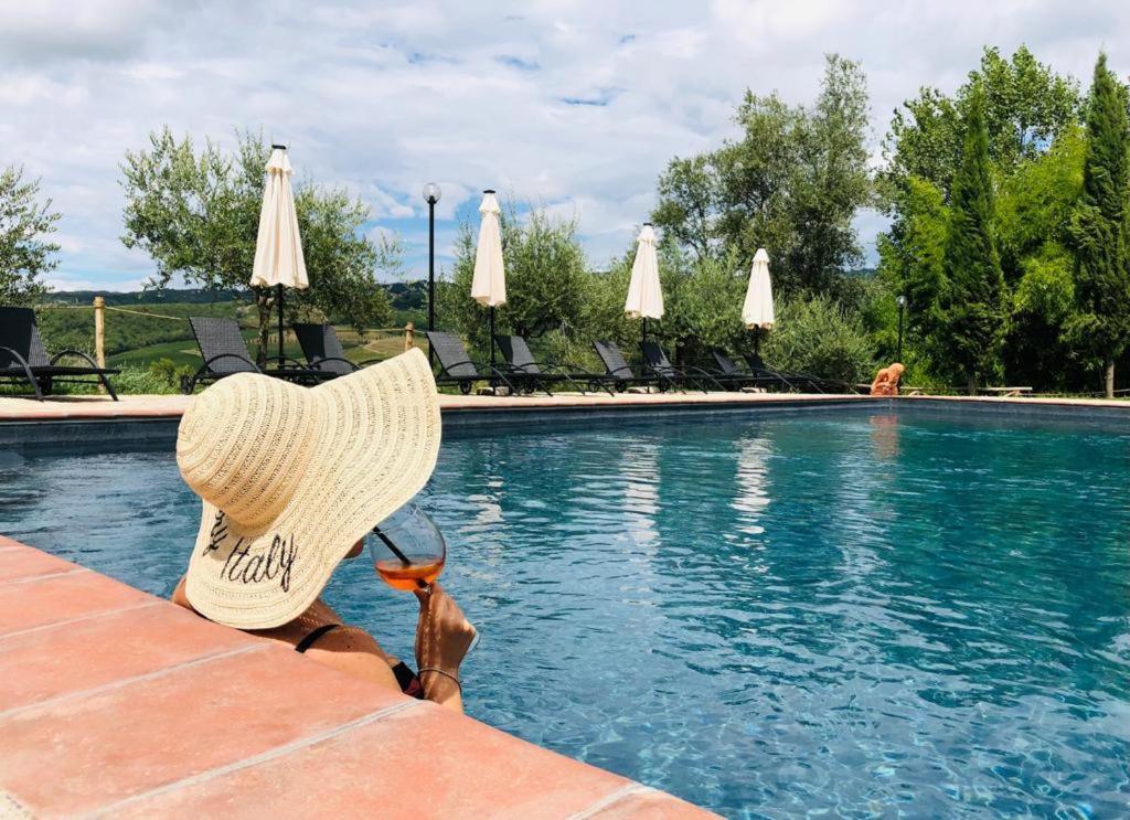 Agriturismo Borgo Il Bonagino ราดดา อิน เคียนติ ภายนอก รูปภาพ