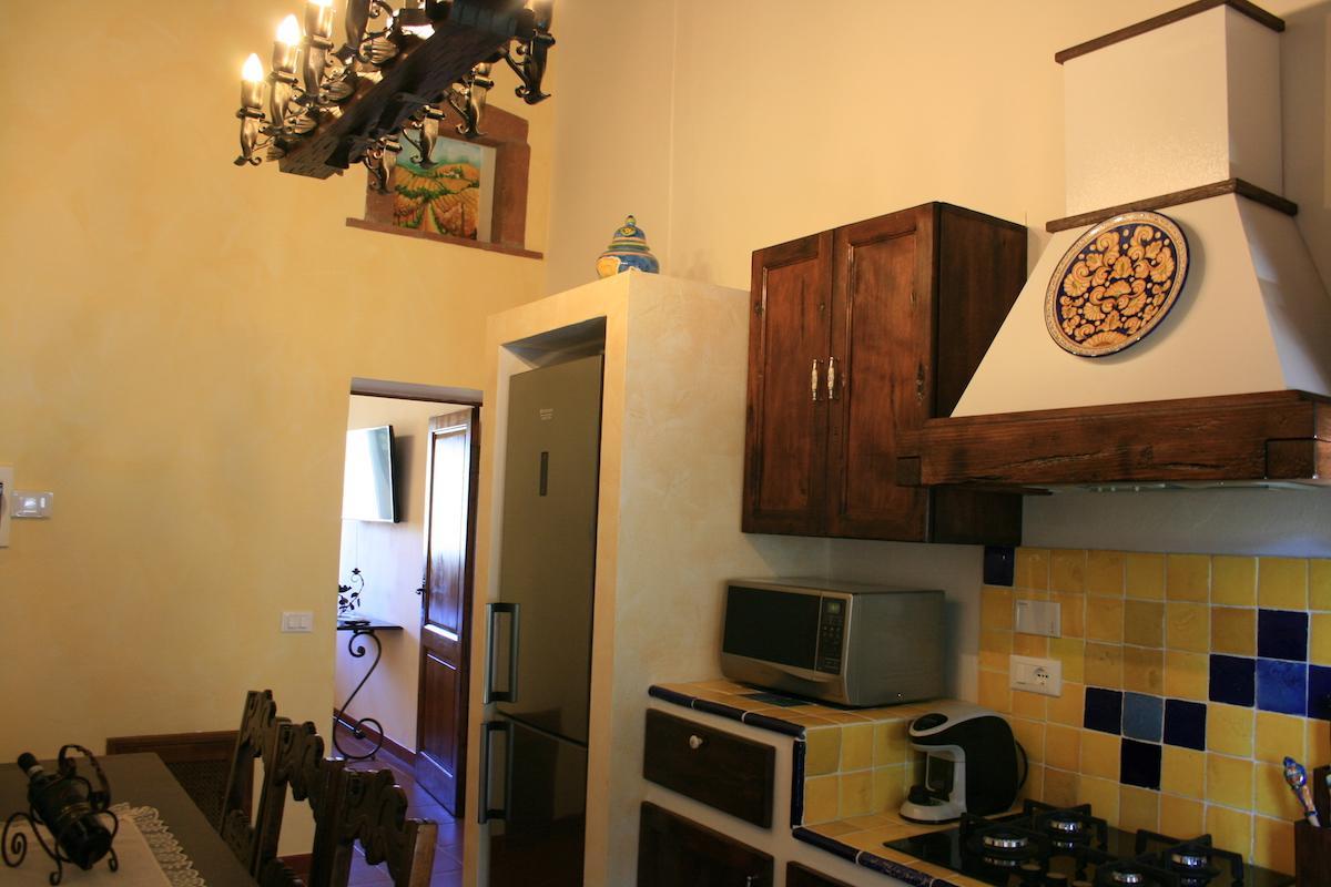 Agriturismo Borgo Il Bonagino ราดดา อิน เคียนติ ภายนอก รูปภาพ